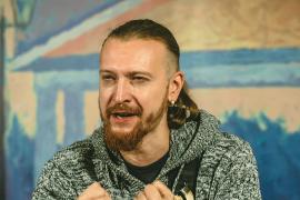 Илья Оленев