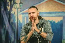 Илья Оленев